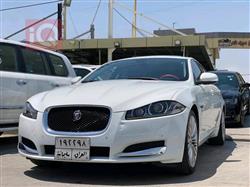 جاكوار XF